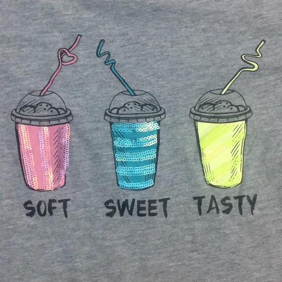 Shirt - Picture 2 of 6